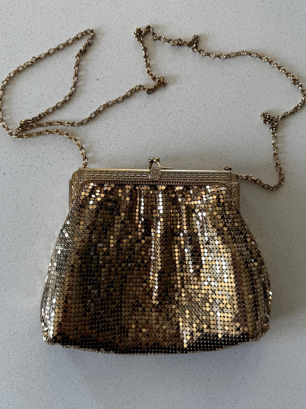 Pristine Vintage Whiting & Davis Gold Evening Shoulder Bag
